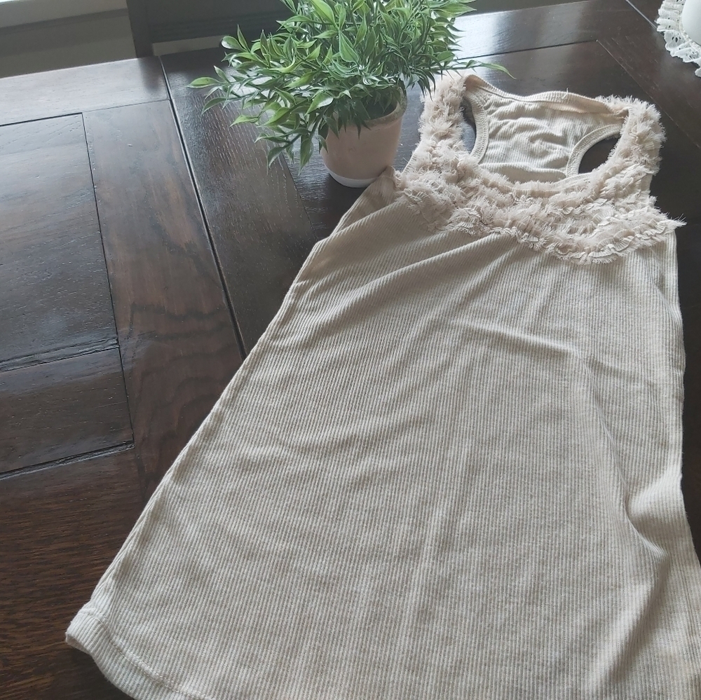 IVORY TANK TOP B3